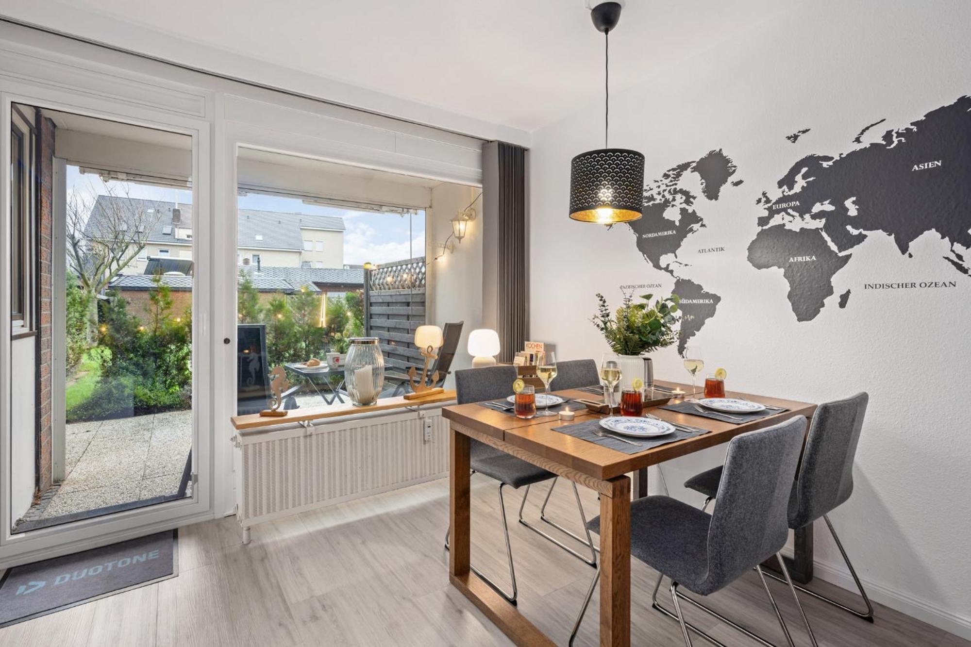Greypearl - Ruhig Gelegen Mit Terrasse - Strandnaehe - Parkplatz - Wlan Busum Ngoại thất bức ảnh
