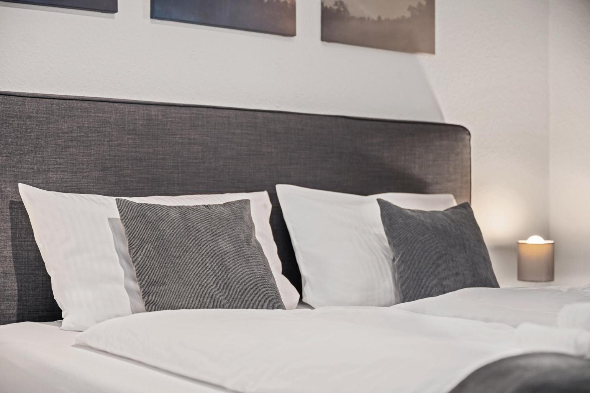 Greypearl - Ruhig Gelegen Mit Terrasse - Strandnaehe - Parkplatz - Wlan Busum Ngoại thất bức ảnh